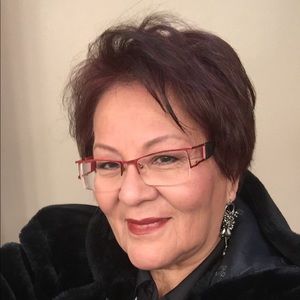 Meet your Posher, Carole